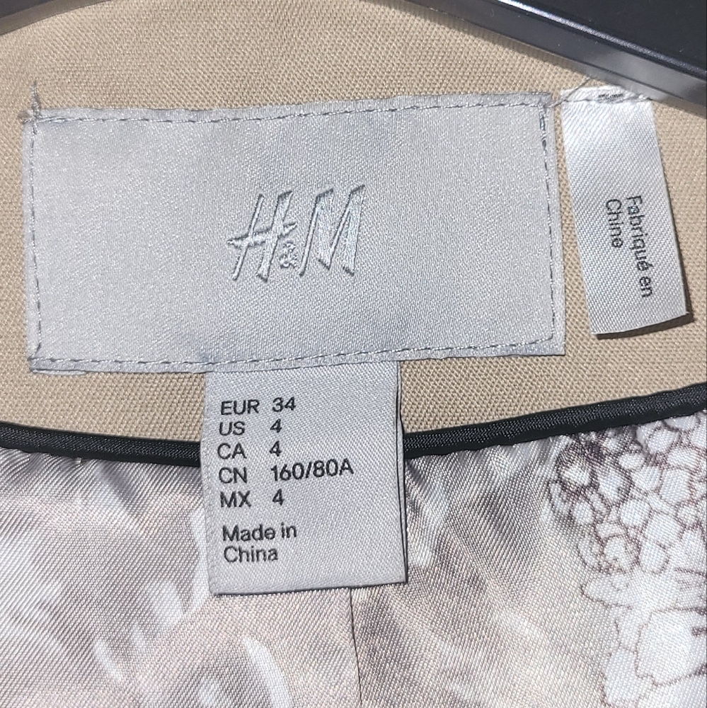 H&M coat - Picture 6 of 6
